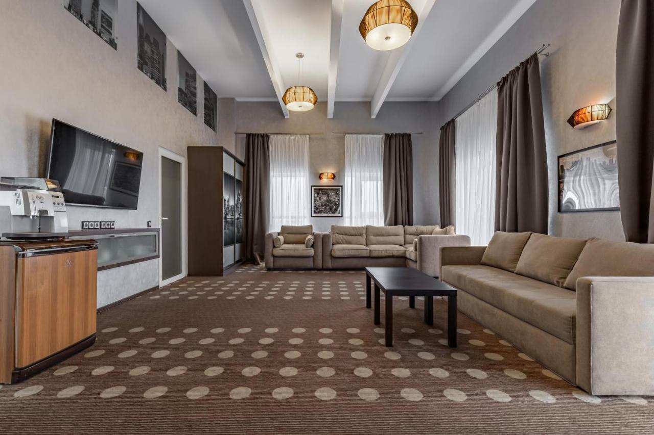 Ambassador Plaza Hotel Kiev Buitenkant foto